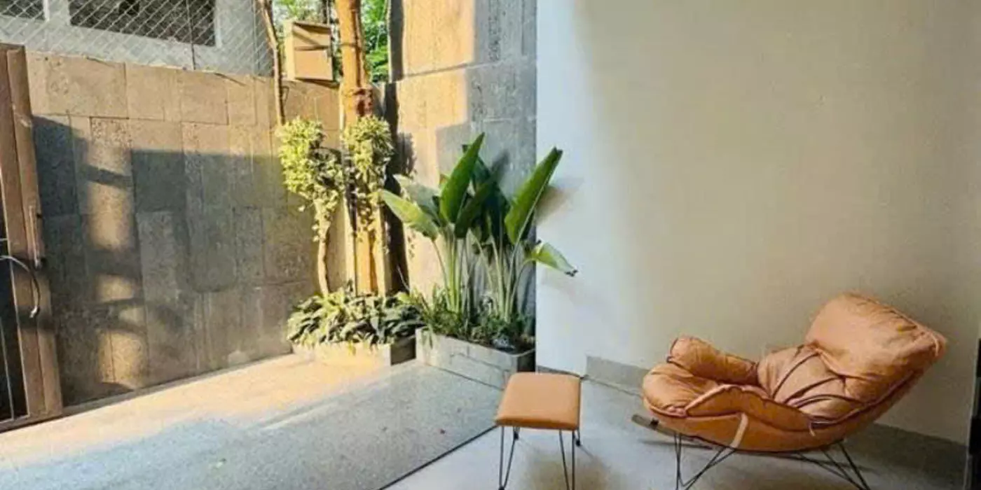 Bán nhà Bồ Đề 56m 5 tầng cạnh hồ 20m ra ô tô hơn 14 tỷ