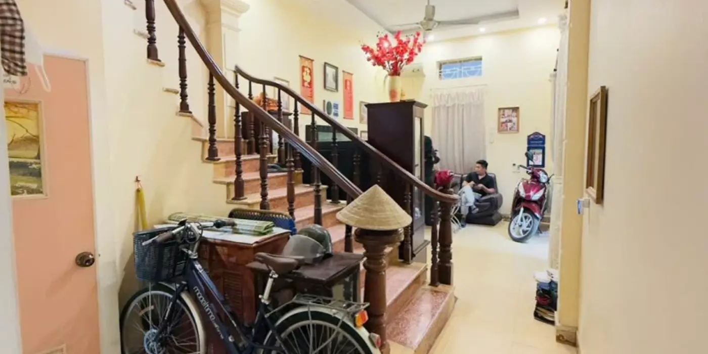 CHÍNH CHỦ BÁN NHÀ NGỌC THỤY – LONG BIÊN  MT 11M HIẾM  45m² x 3 TẦNG