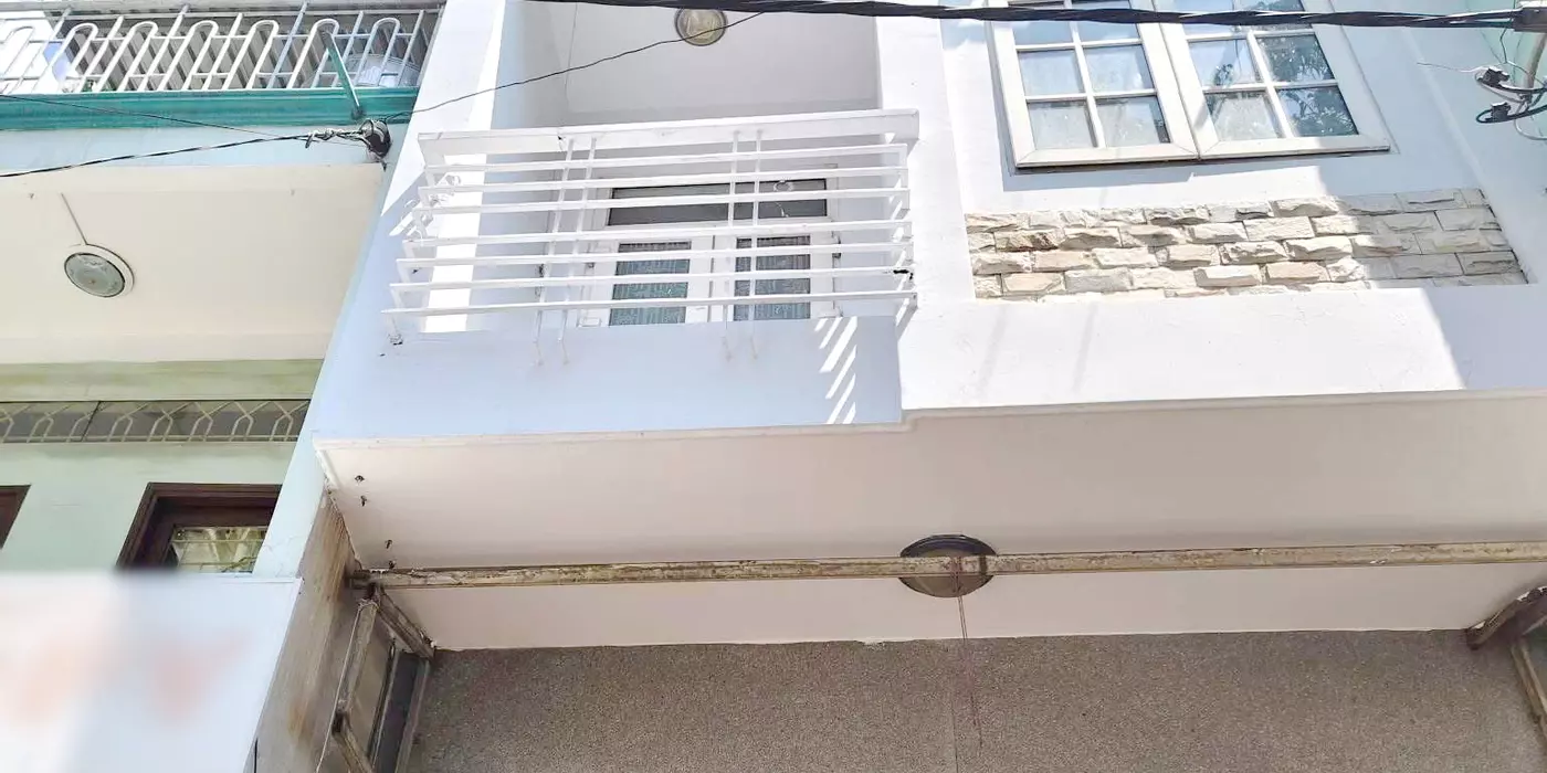 Nhà 5 tầng (sát Quận 5) mặt tiền đường Hưng Phú P8Q8. Giá: 16.8 tỷ