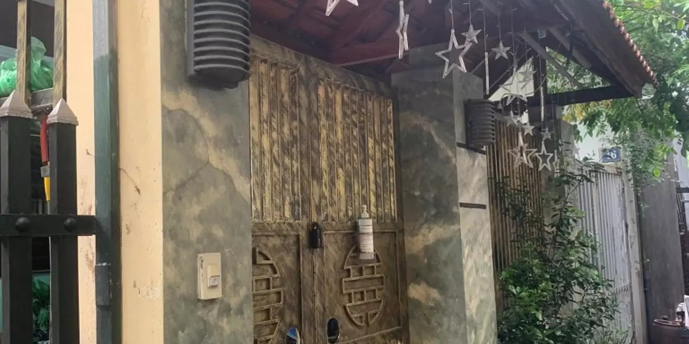 Bán nhà 4T hoa lâm, ô cách. Siêu rộng 106m sân vườn, giá chỉ nhỉnh 15t còn tl