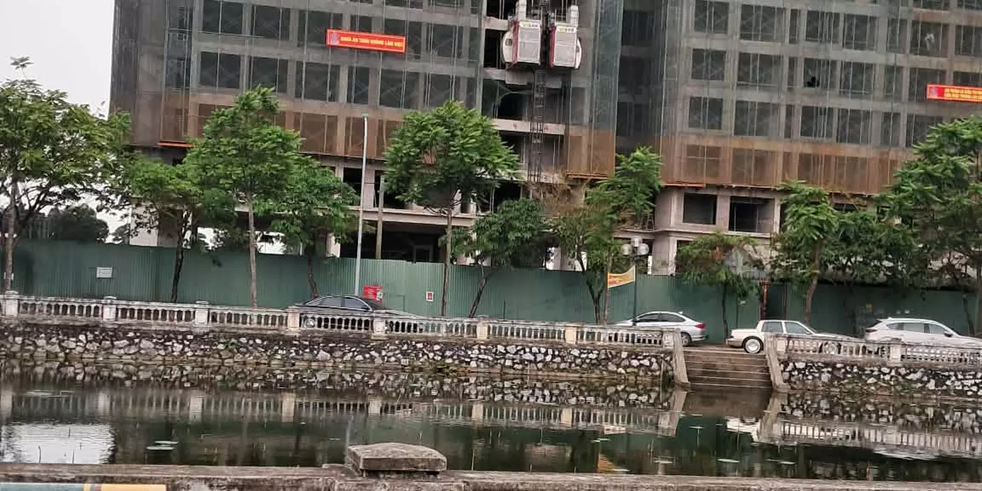 BÁN NHÀ LONG BIÊN 60M2- VIEW HỒ- Ô TÔ TRÁNH- HÀNG XÓM VINHOMES- HƠN 12 TỶ [0372311369]