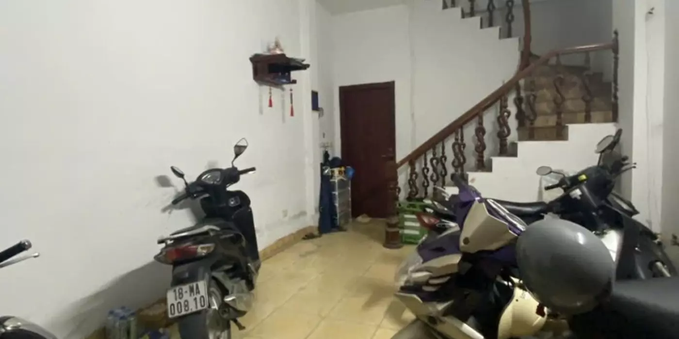 NHÀ 5 TẦNG GIÁP BÁT – DÒNG TIỀN 200TR/NĂM – MUA LÀ KHAI THÁC NGAY