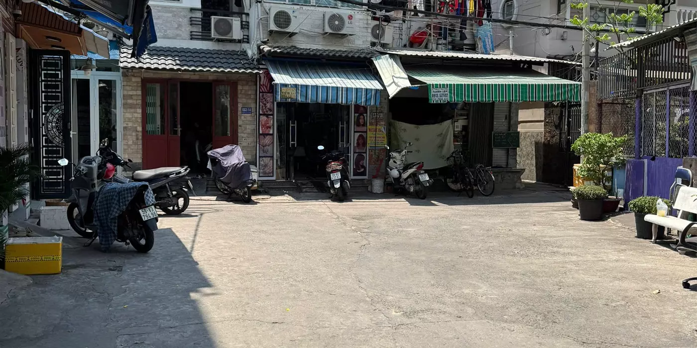 HIẾM! NHÀ NGANG 4.55M – ĐỐI DIỆN CITYLAND – DÒNG TIỀN 18TR/THÁNG