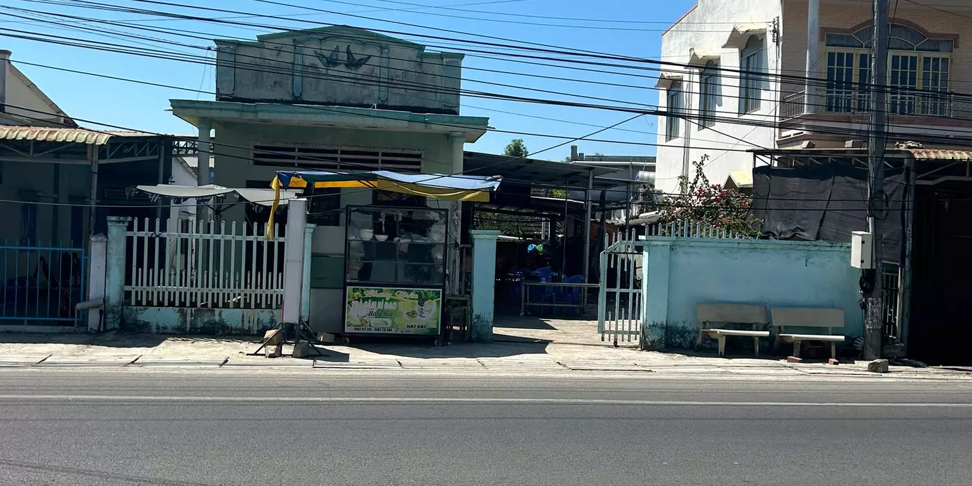 Bán 10m x 12.6m nhà mặt tiền Lý Thái Tổn - Tân Tiến -LaGi sát biển giá rẻ