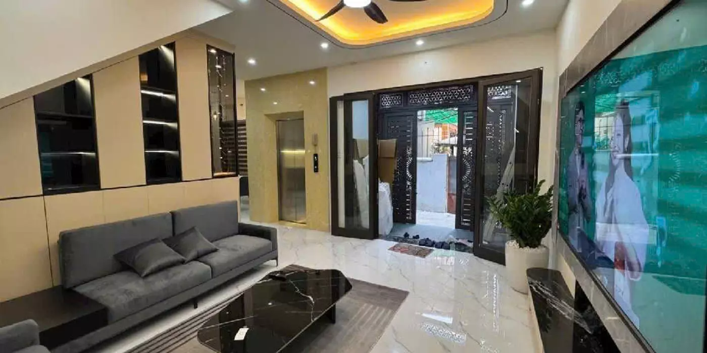 Cần bán 🏡 Trung tâm Long Biên ,Nguyễn Văn Cừ  ,nhà mới đẹp ở ngay 
+ 60m² thang máy xịn , full