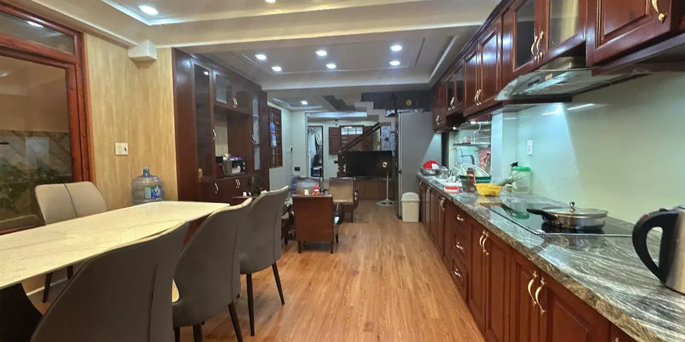 Nhà đẹp 5 lầu có T.máy ngang 5m 105m2 HXT gần ST Lotte Nguyễn Văn Lượng tặng NT 18 tỷ xíu