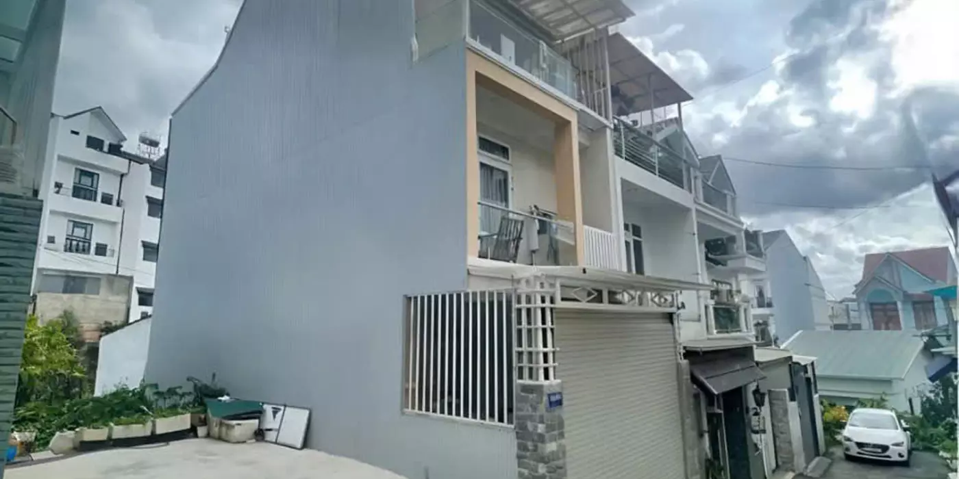CHO THUÊ NHÀ NGUYÊN CĂN 4PN NGUYỄN ĐÌNH CHIỂU P9 ĐÀ LẠT