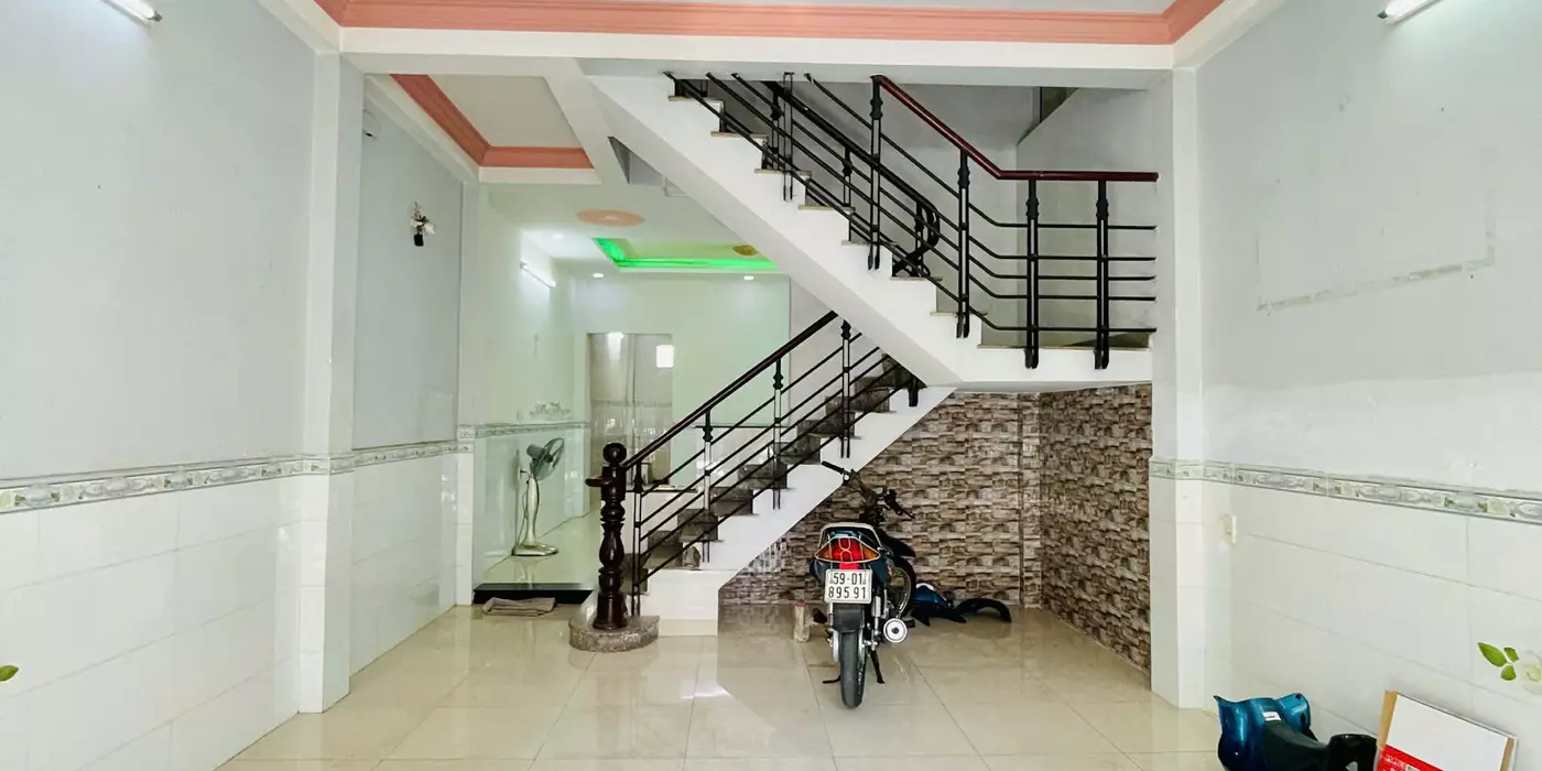 GIÁP LÊ VĂN QUỚI BÌNH TÂN 70M2 HXH 2 TẦNG SHR CHỈ 4.95 TỶ
