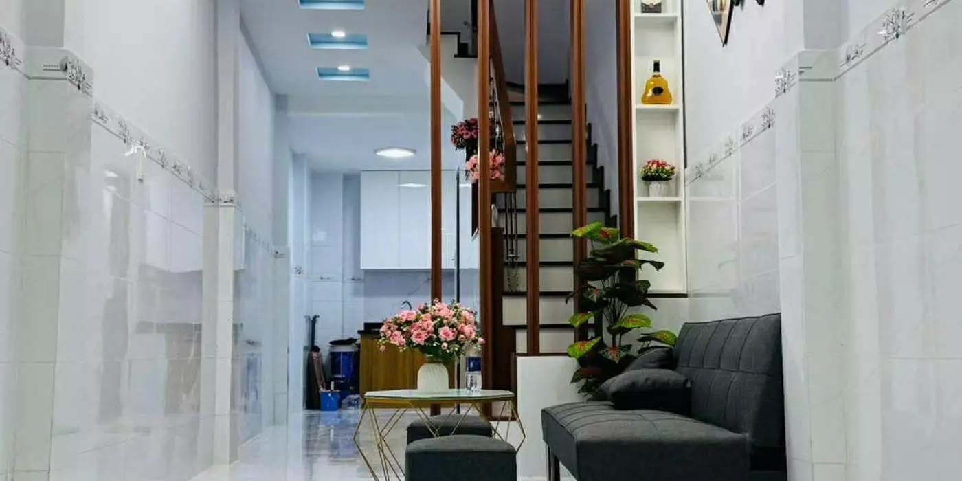 Bán Nhà Quận 3 - CMT8 - Nhà Mới - 33M - 2PN - Nhỉnh 3 Tỷ