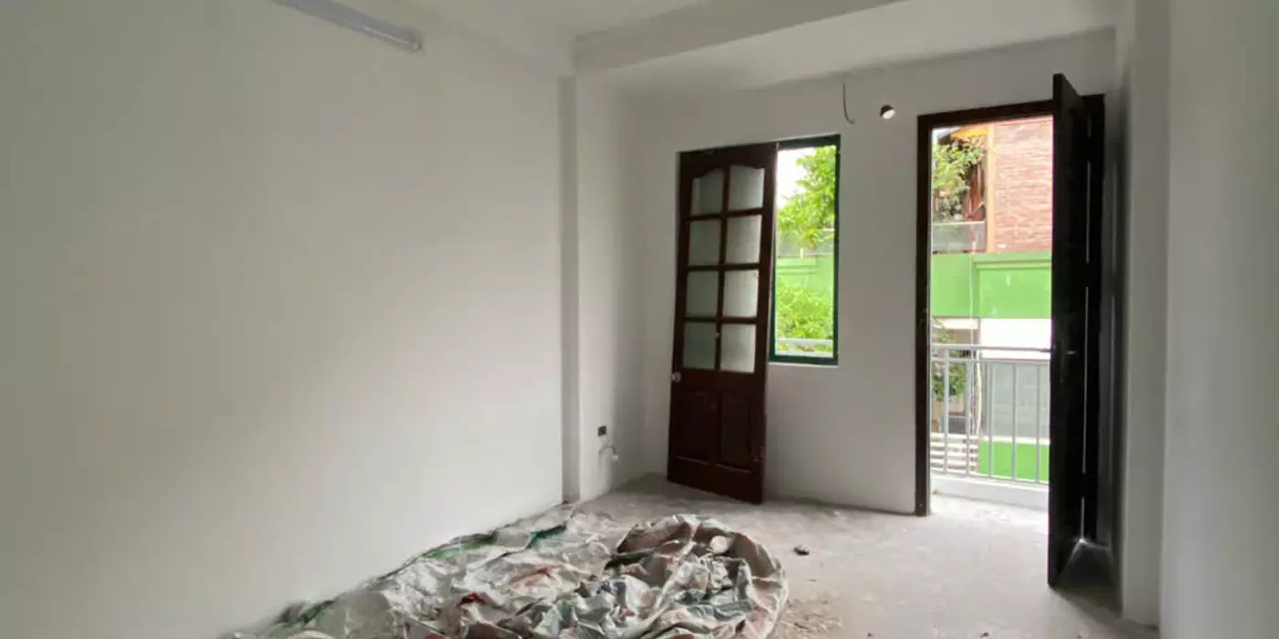 CHO THUÊ NHÀ NGỌC LÂM – 5 TẦNG – Ô TÔ ĐỖ CỬA – KINH DOANH TỐT