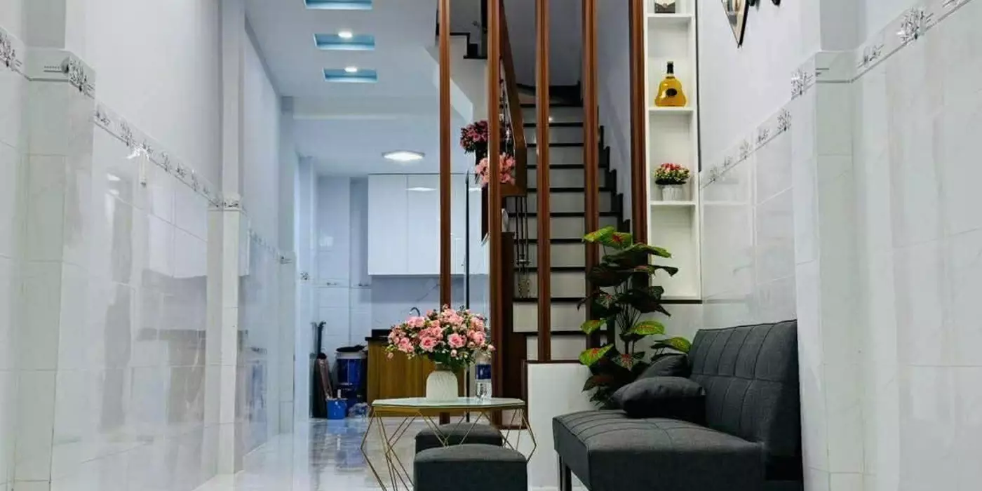 Bán nhà quận 3 Cách mạng tháng 8 gần ga metro, 33m, 2PN mới, giá nhỉnh 3 tỷ