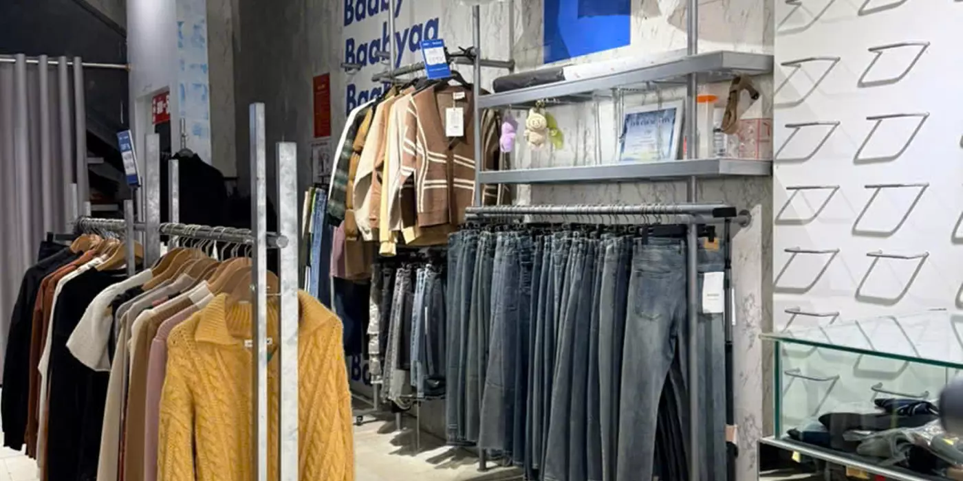 CHUYỂN NHƯỢNG MẶT BẰNG VỊ TRÍ ĐẸP , ĐƯỜNG NGUYỄN VĂN CỪ, TP VINH , NGHỆ AN
