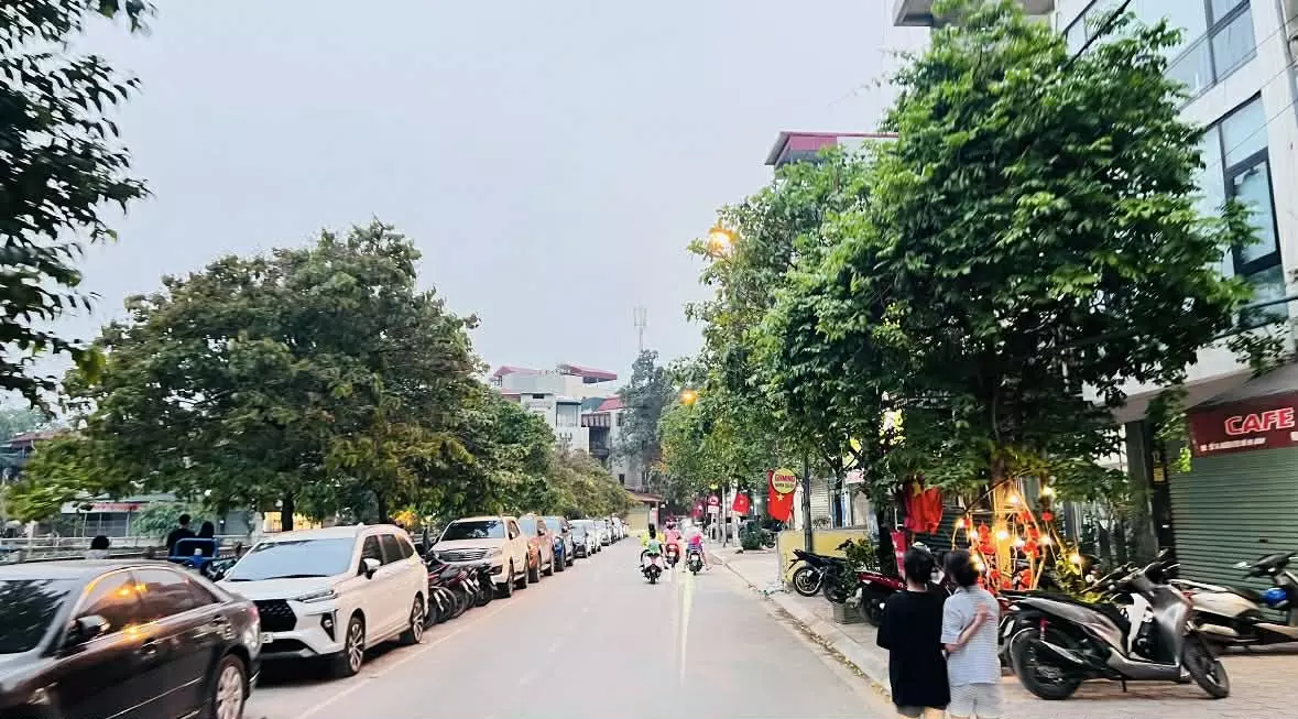 CCMN HẠ ĐÌNH - TRƯỚC NHÀ MỞ ĐƯỜNG - 21 PHÒNG FULL - 130M² - GIÁ 5x TỶ