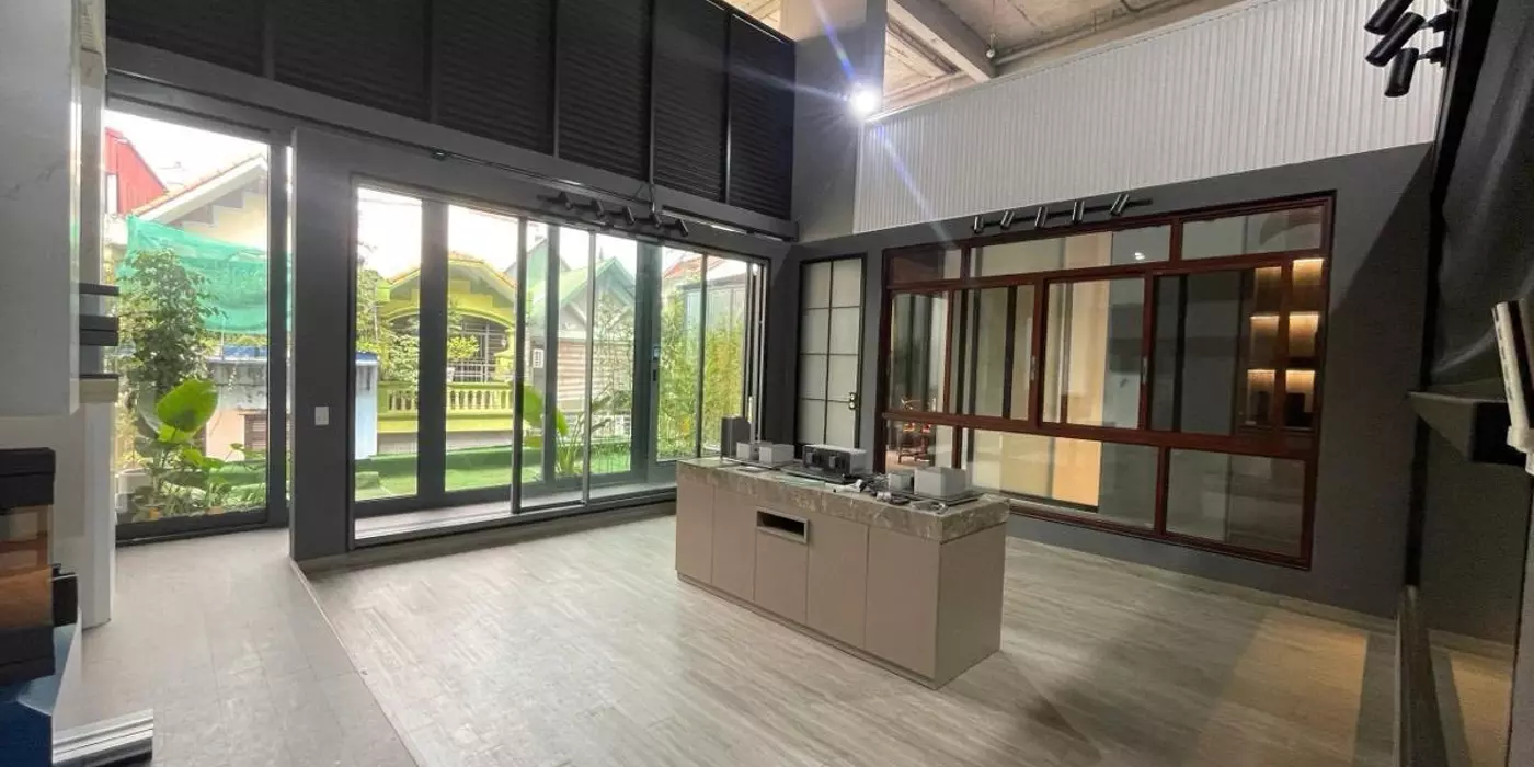 💎 BÁN SIÊU PHẨM BUILDING LẠC LONG QUÂN 288M2 - 8 TẦNG THANG MÁY - DOANH THU 2.5 TỶ/NĂM - GIÁ 168