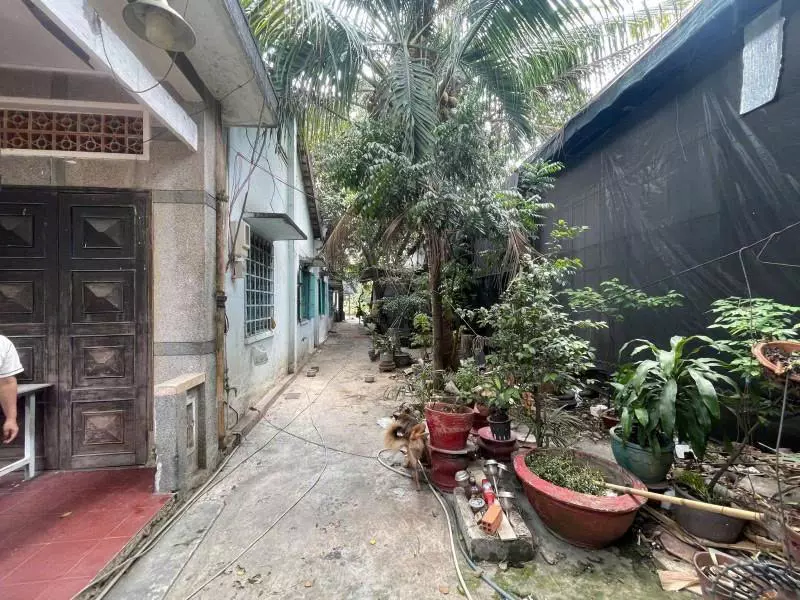 Bán nhà Cấp 4 - 1 Đời chủ - Mặt tiền Nguyễn Hữu Tiến, 46x65m, 2893m2 Thổ cư, còn 210 tỷ.