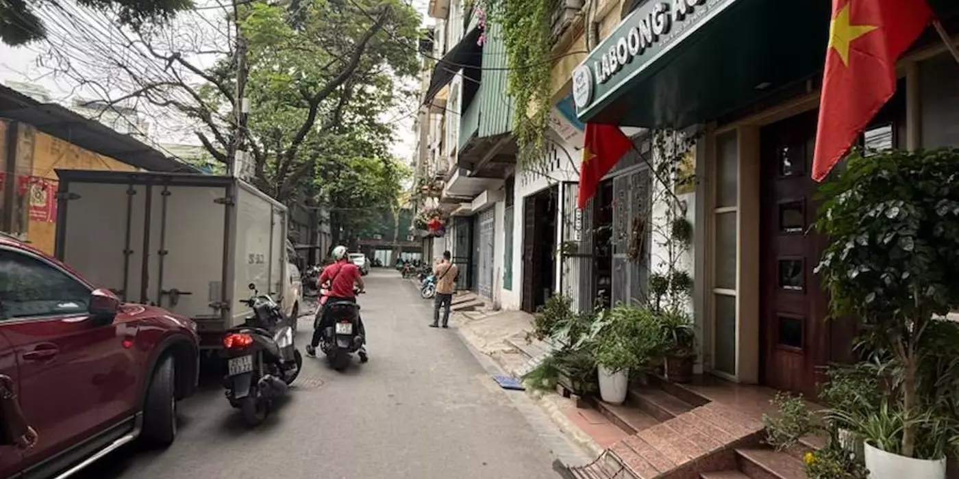 Bán nhà phố Hào Nam, Đống Đa, ô tô đỗ cửa, gần phố, kinh doanh, 50m, 5 tầng, 14.5 tỷ