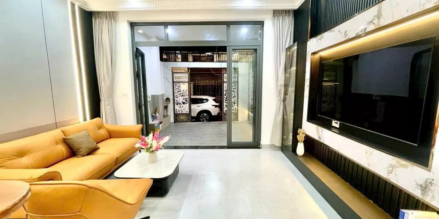 NHÀ SÂN VƯỜN 110M, HẺM XE HƠI CẠNH HUỲNH TẤN PHÁT, 4 TẦNG, 7 TỶ