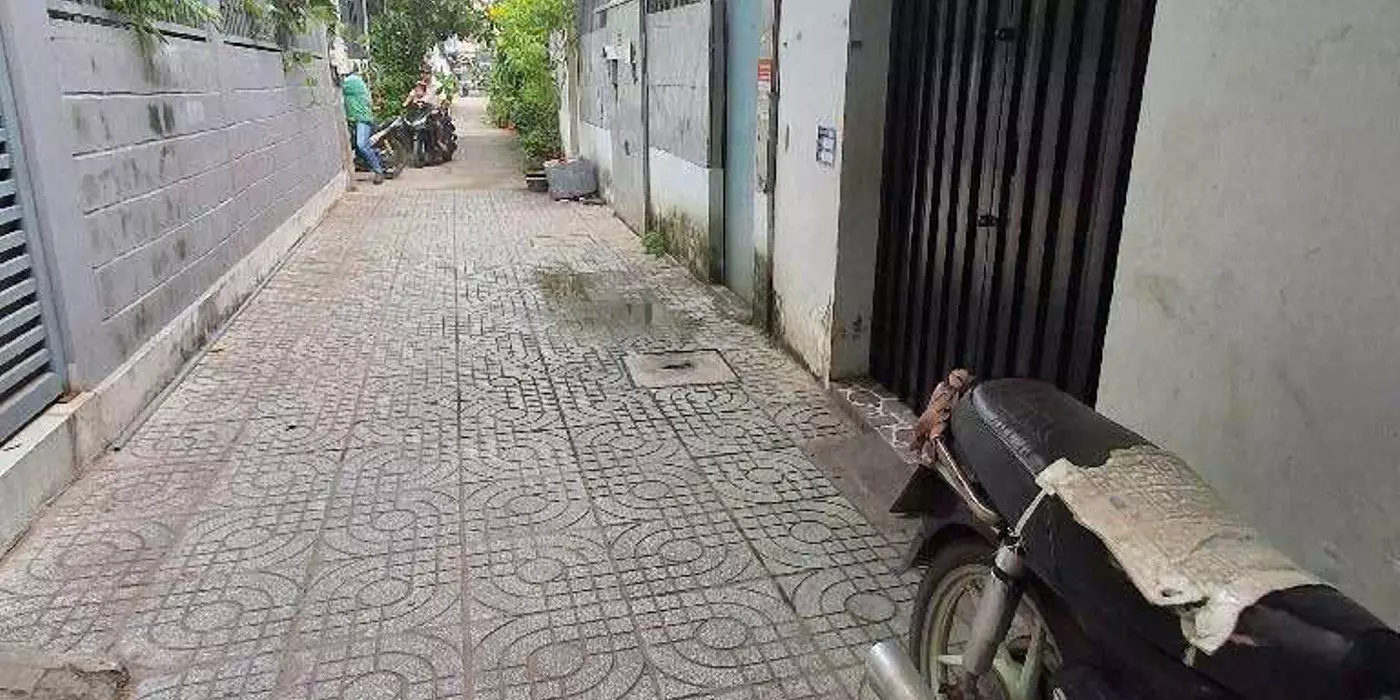 Bán nhà  Huỳnh Tấn Phát, Quận 7, 2 tầng, 2PN, sổ hồng riêng, giá 4.7 tỷ