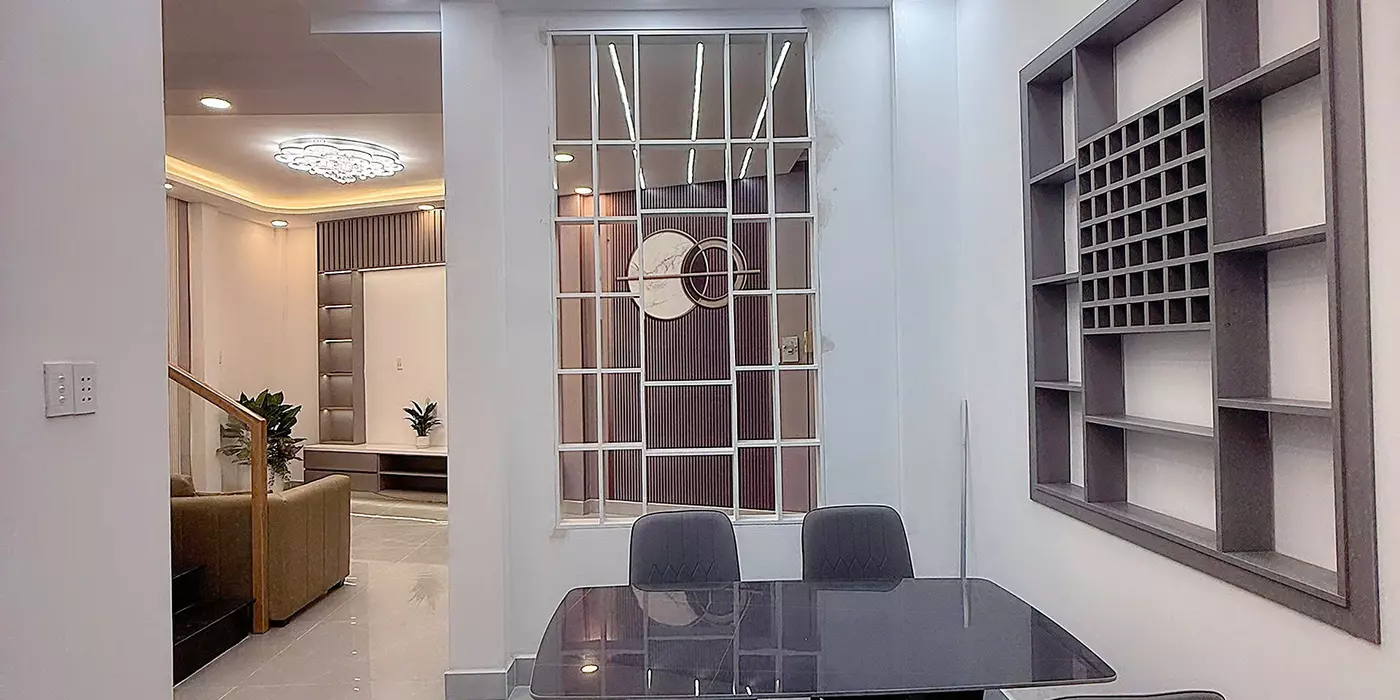 CCG CHỈ 3,4 TỶ NHÀ ĐẸP TRUNG TÂM THỊ TRẤN HÓC MÔN