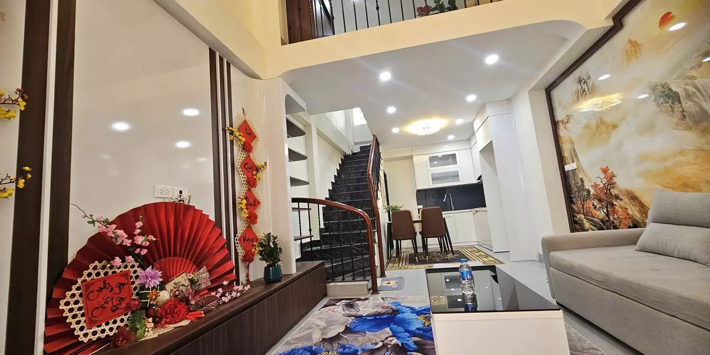 Nhà Tây Hồ – Lạc Long Quân – Lô Góc 2 Mặt Thoáng – Ngõ Thông – Khu Đáng Sống - Giá 10.5 Tỷ