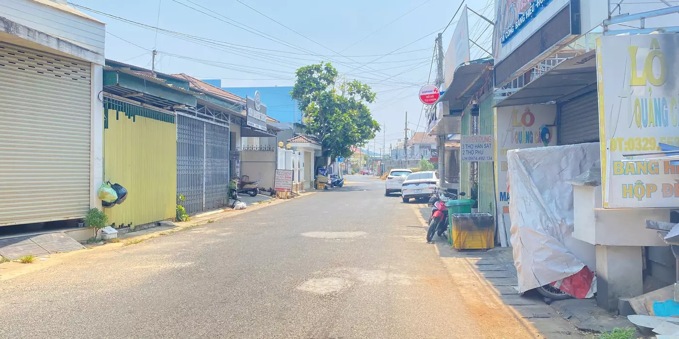 Mặt tiền phạm ngũ lão, trung tâm sầm uất của đức trọng, lâm đồng