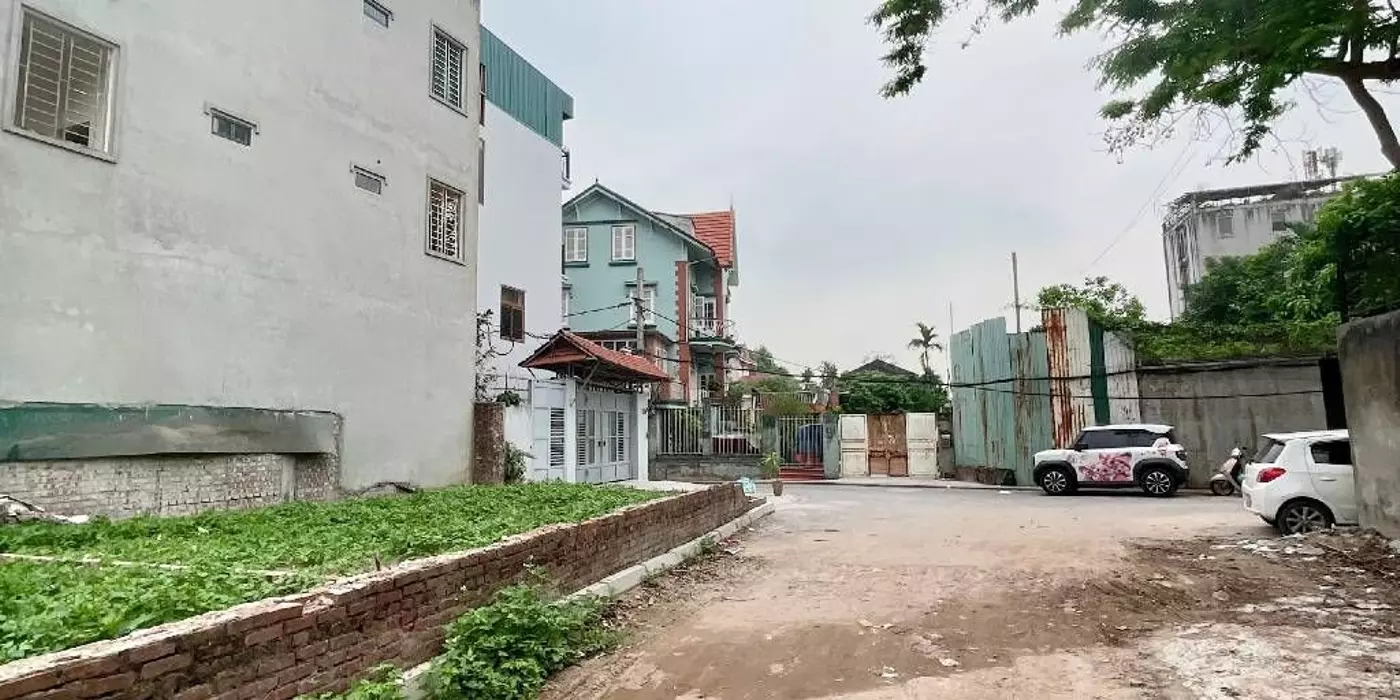 Bán đất ngõ 437 Ngọc Thuỵ 62m oto vào đất chỉ hơn 9 tỷ còn tl