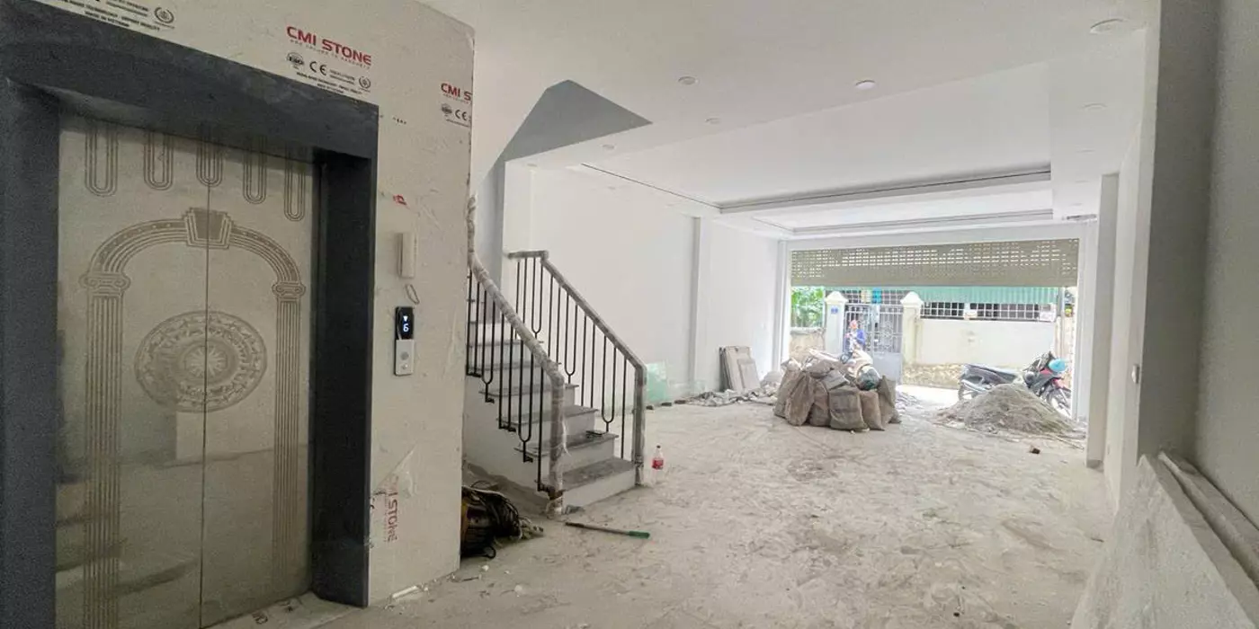 Bán nhà Nguyễn Văn Linh 68m 6 tầng MT5.1m phân lô ô tô tránh hơn 15 tỷ
