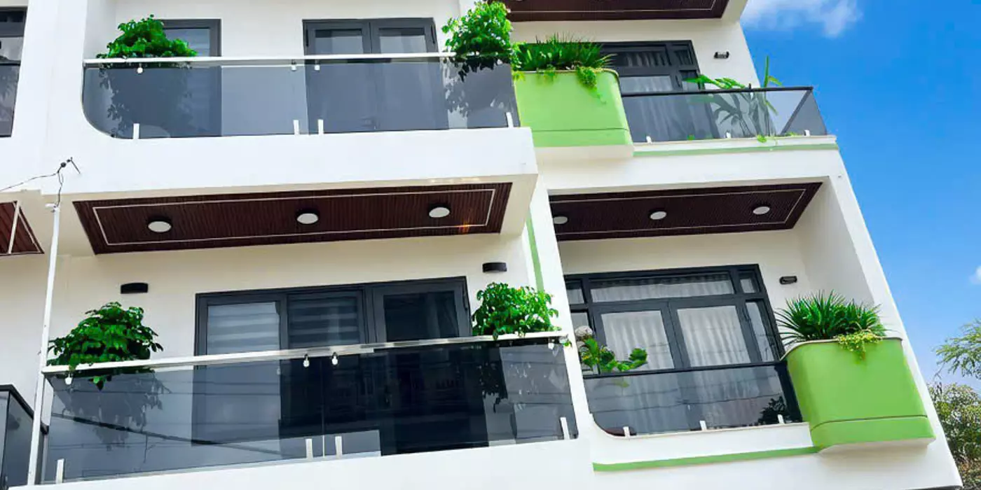 Bán nhà mặt tiền 1 trệt 1 lửng 2 lầu 5x17m giá 5,8 tỷ Đường Phạm Thị Tôm