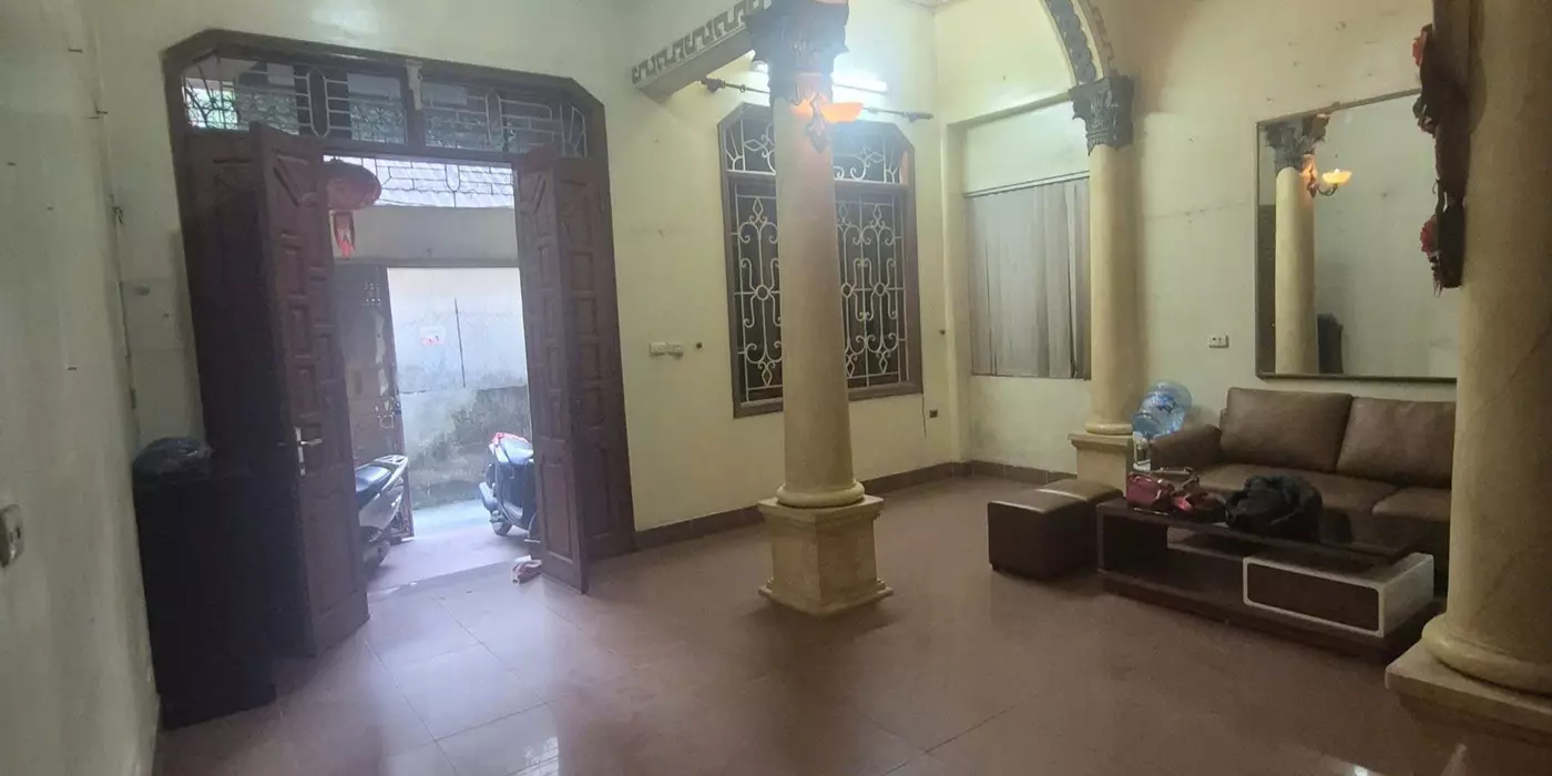 Bán nhà nguyên căn 80m2x 3 tầng Nguyễn Văn Linh sổ vuông vắn chỉ hơn 90tr/m