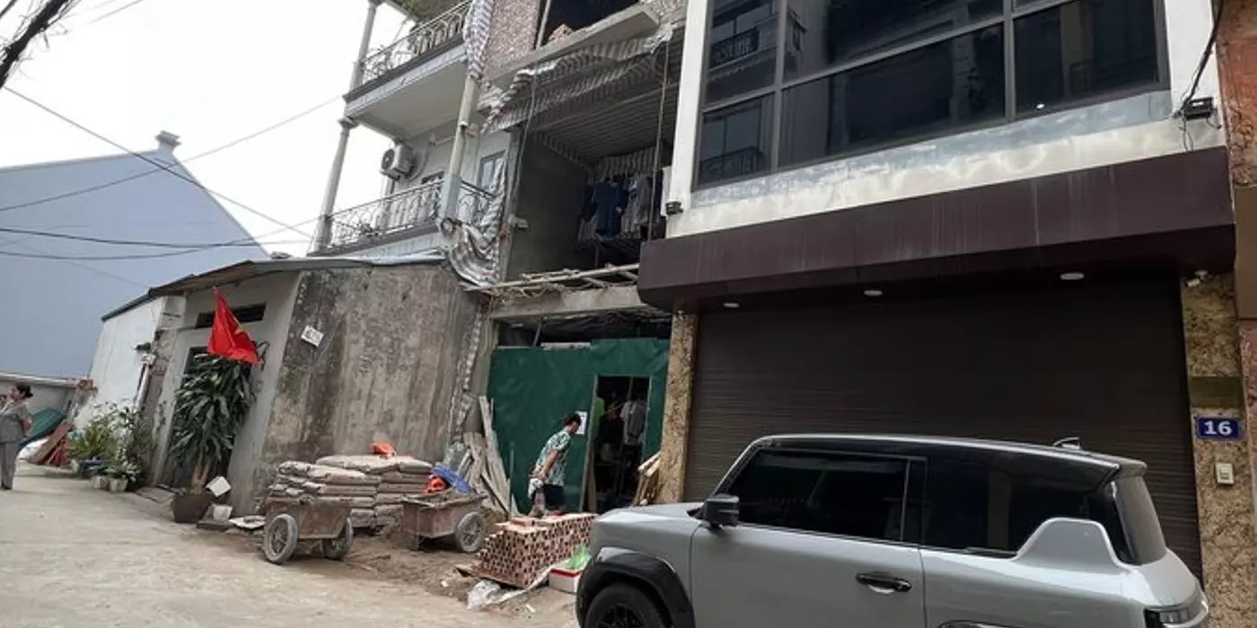 NHÀ MỚI 8 TẦNG- THANG MÁY -FULL NỘI THẤT Thạch Bàn-Long Biên 63m2 X 18.7 tỷ.