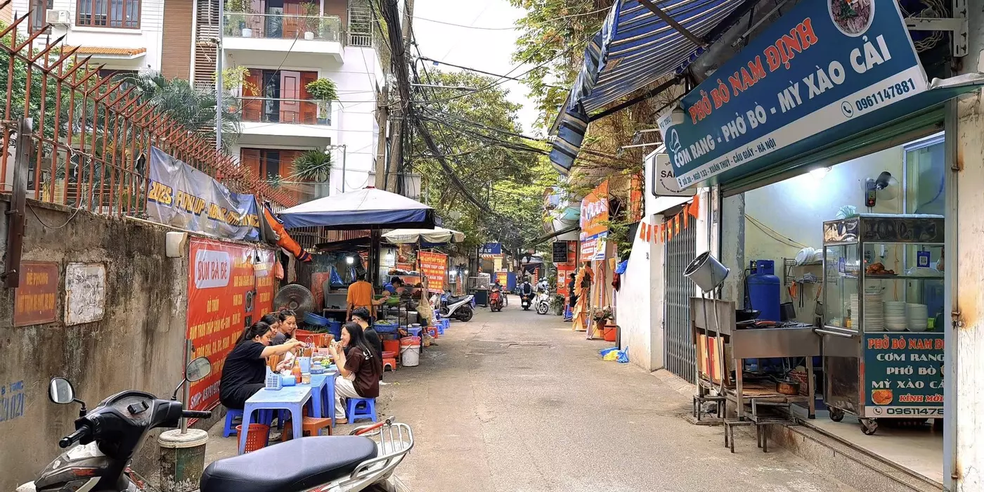 BÁN NHÀ NGÕ 133 XUÂN THUỶ CẦU GIẤY - VỊ TRÍ ĐẸP Ô TÔ TRÁNH 5 TẦNG KINH DOANH: 46M2 - 21 TỶ