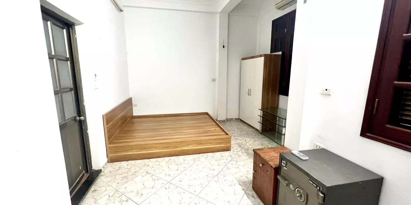 CHO THUÊ PHÒNG FULL ĐỒ – BAN CÔNG THOÁNG – Ở NGAY TẠI BA ĐÌNH, HÀ NỘI