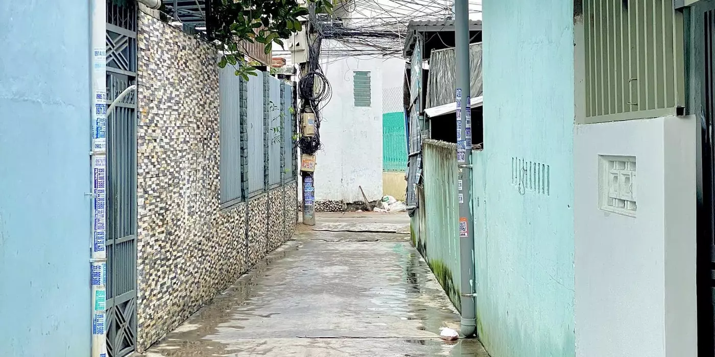 Bán nhà 2 tầng TTTp Nha Trang , hẻm thông , gần Cầu Hộ Phương Sài