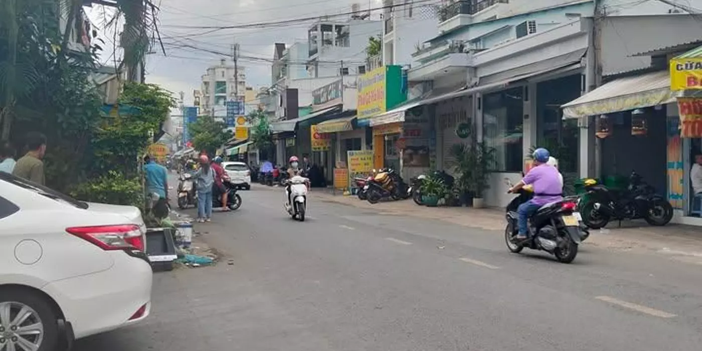 Huỳnh Tấn Phát q7, 4PN, 3 tầng, 6.x tỷ