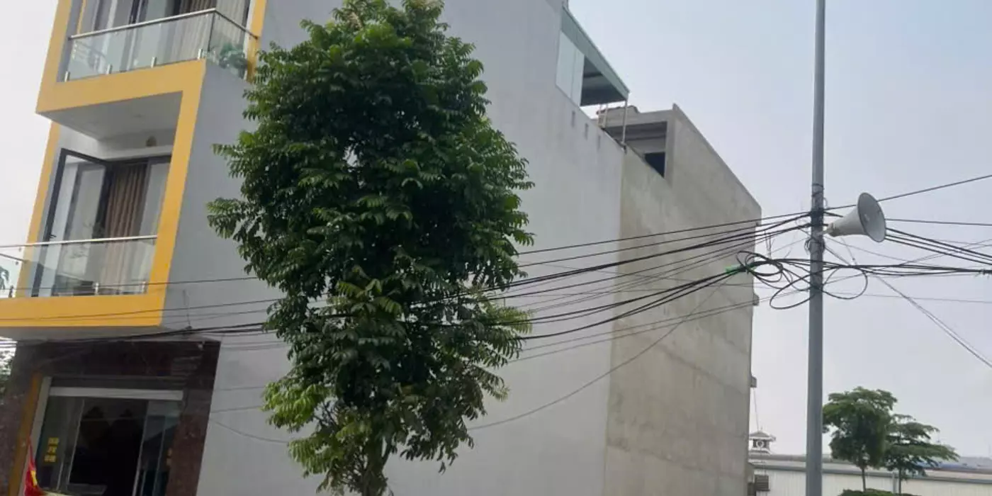 💋💋Rẻ nhất tái định cư Cây Đa - 66m - Ngang 4.4m - trục thông Văn Cao