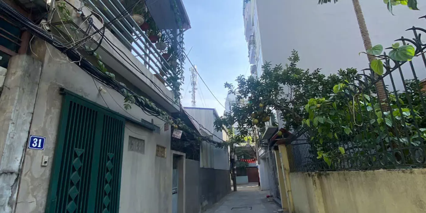NHÀ NGỌC THỤY – LONG BIÊN  30m² – 3 TẦNG – Ô TÔ QUA CỔNG