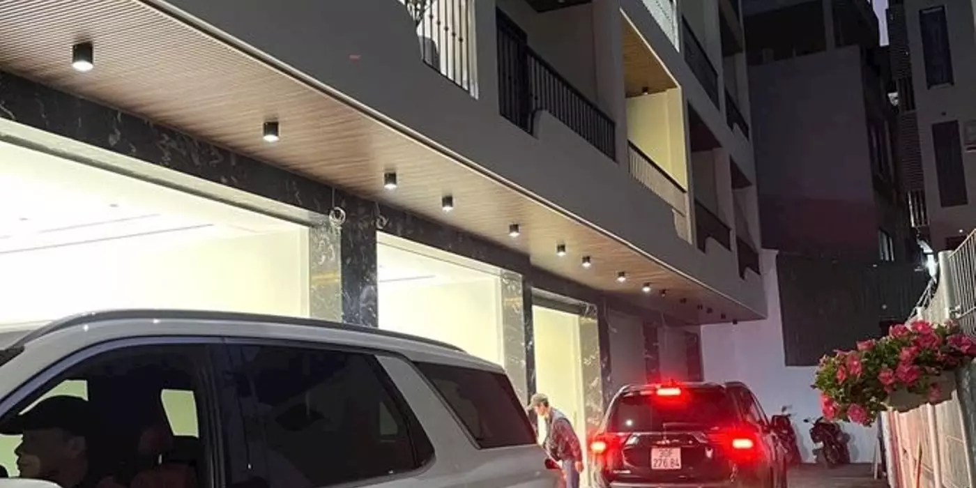 🏢 BÁN NHÀ ĐỘI CẤN - PHÂN LÔ VỈA HÈ - KINH DOANH ĐỈNH CAO - 32M2 - 17 TỶ