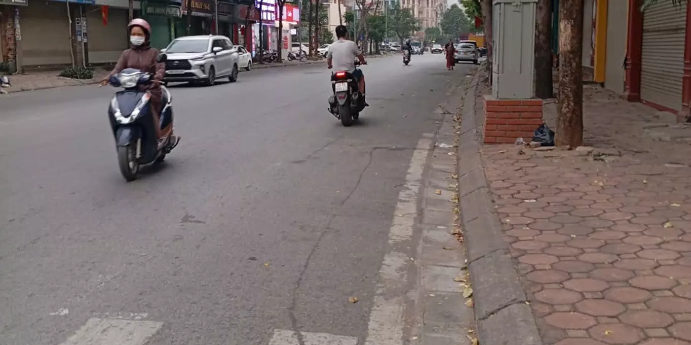 NHÀ ĐẸP – GIÁ TỐT  – BÁN NHÀ 2 Mặt Tiền Khu Phố Trung Kính, Yên Hòa, Quận Cầu Giấy, Tp Hà Nội