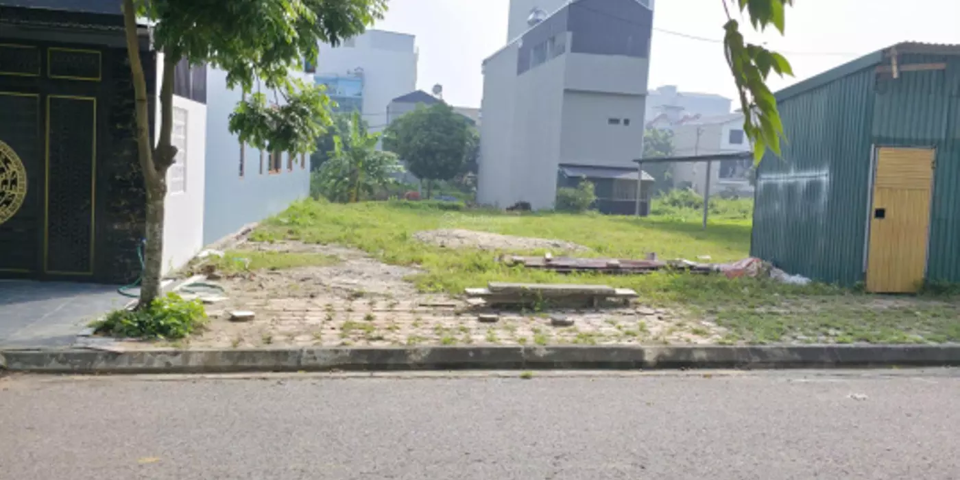 Tôi bán nhanh lô đất 100,1m2 full thổ tại Phú Cát, Hà Nội, sổ đỏ, đường oto tránh nhau, giá 3 tỷ