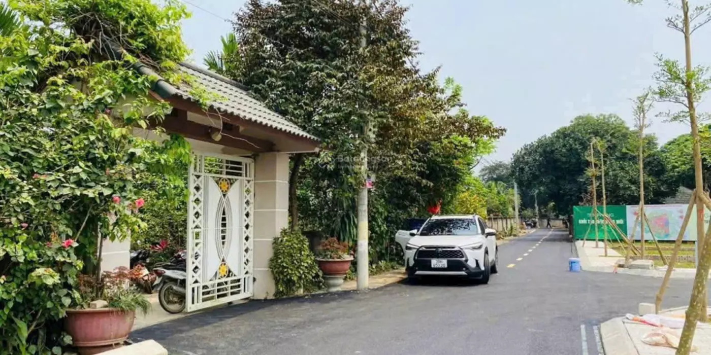 Siêu phẩm đất Hòa Lạc view hồ thoáng mát, gần CNC & ĐH FPT