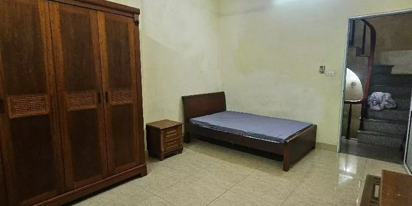 Bán nhà tam trinh cầu mai động 5 tầng dân xây 60M ô tô tránh hoàng mai