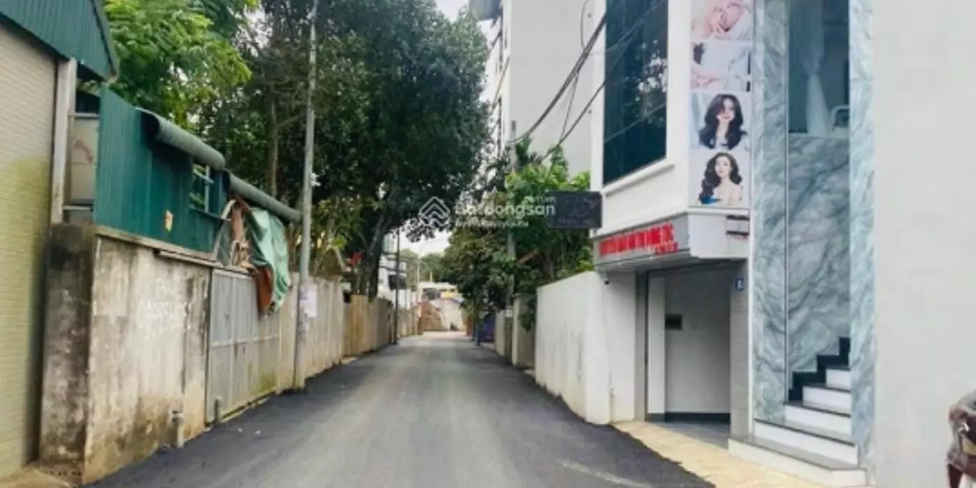 Chính chủ cần tiền trả nợ, bán gấp lô đất 110m full thổ cư sát ĐH FPT và ĐHQG.