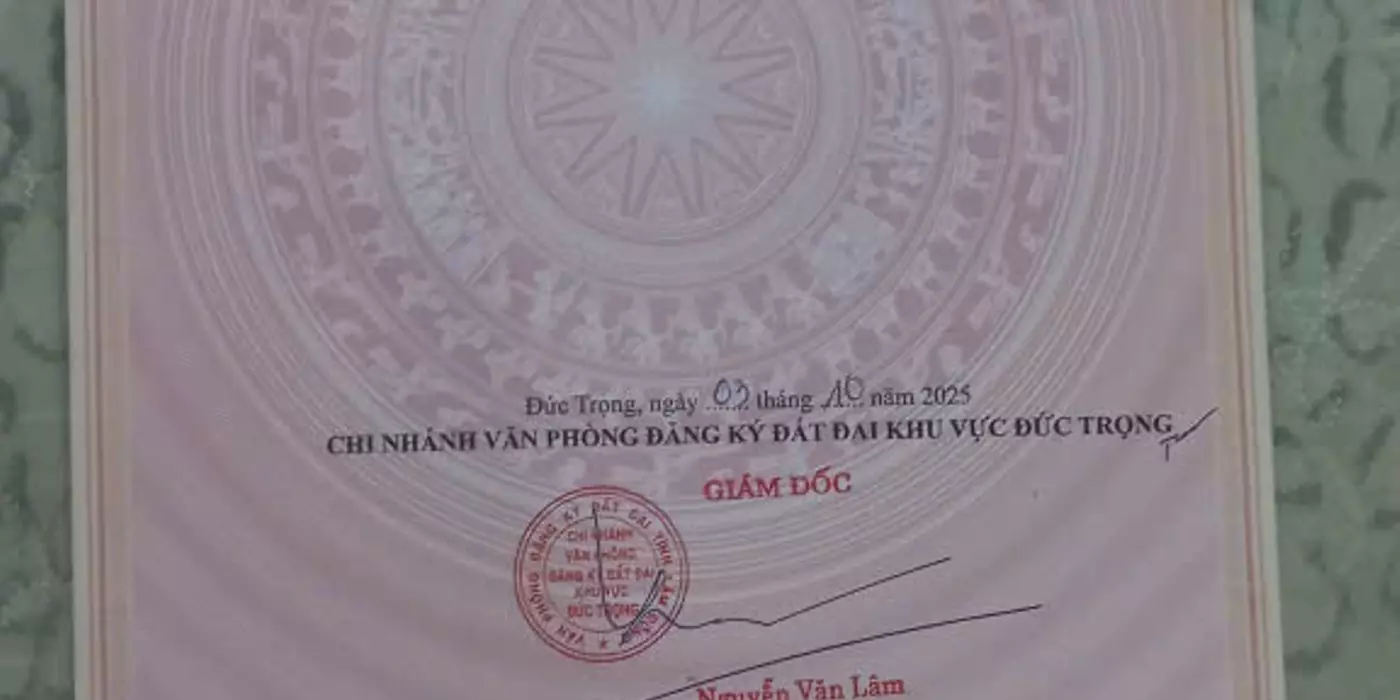 Chính chủ cần nhượng lại 2 lô đất liền kề với tổng diện tích cực lớn, vị trí đắc địa tại trung tâm