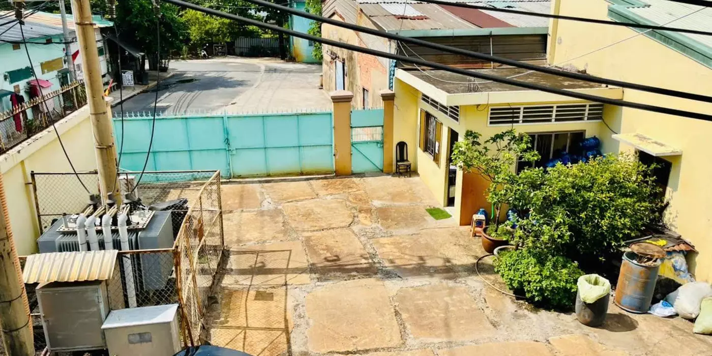 BÁN ĐẤT MẶT TIỀN SÔNG THAM LƯƠNG – NGUYỄN VĂN QUÁ,
CÁCH TRƯỜNG CHINH CHỈ 500M