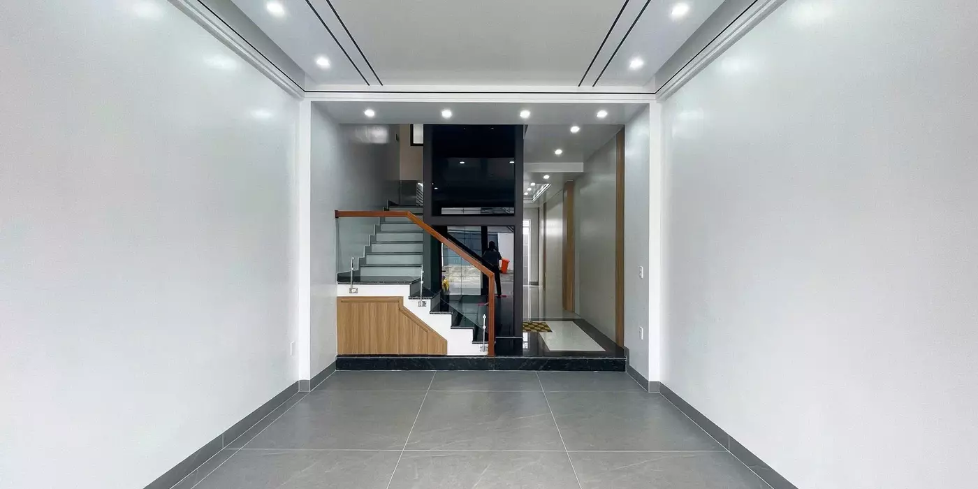 BÁN NHÀ 5 TẦNG TUYẾN 2 LÊ HỒNG PHONG – NGÔ QUYỀN – CÓ THANG MÁY – GIÁ 9,5 TỶ