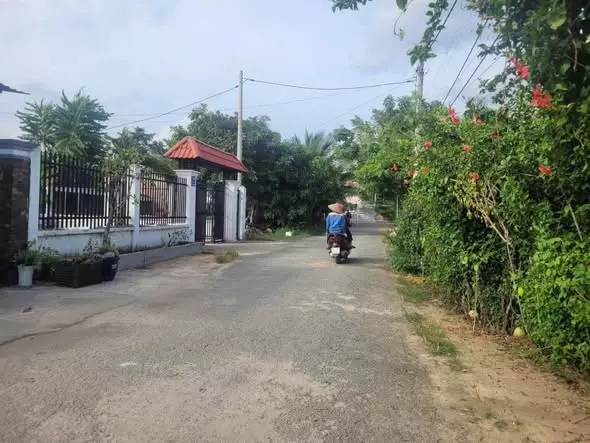 Bán nhà vườn mặt tiền đường nhựa xã Bình Mỹ , Củ Chi tdt 411m2 giá 5,3 tỷ