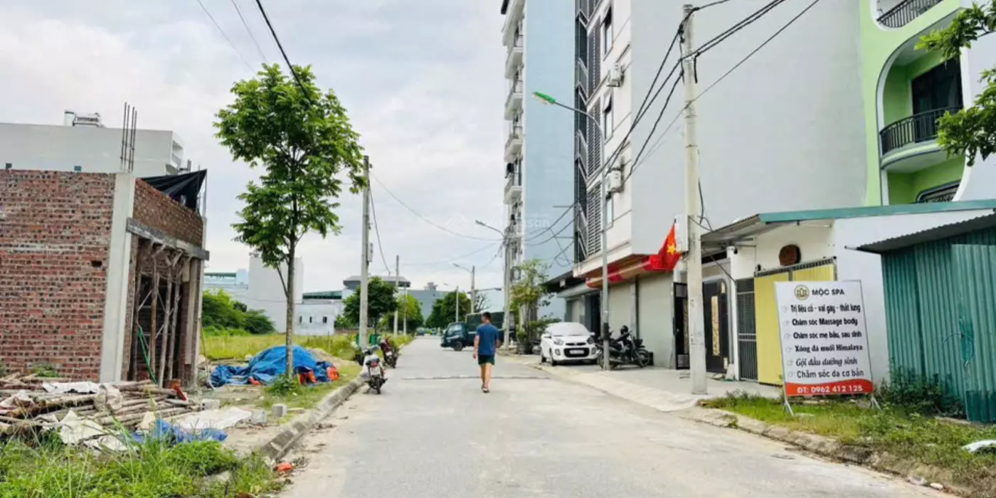Tiết lô lô đất 100m2 gần ĐH Quóc Gia, khu vực trung tâm Hoà Lạc