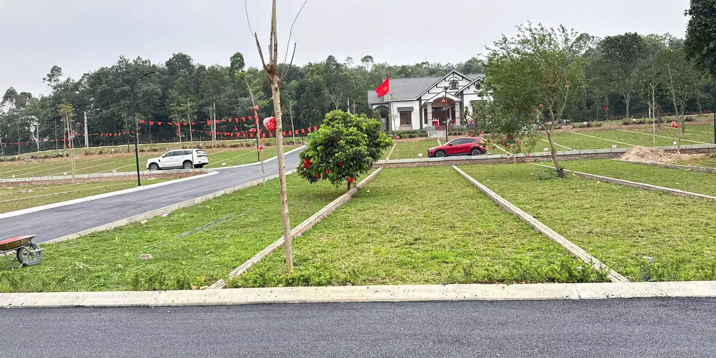 đất ba vì view núi tản ngay sát khu du lịch hồ suối hai chỉ từ hơn 1 tỷ