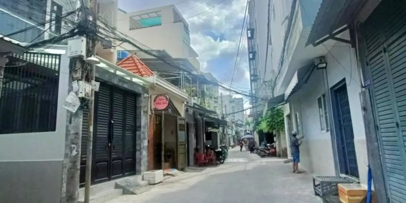 Hẻm xe hơi chợ Rạch Ông 5x24 Hoàn công 4 tầng Tặng nội thất- 0931172218