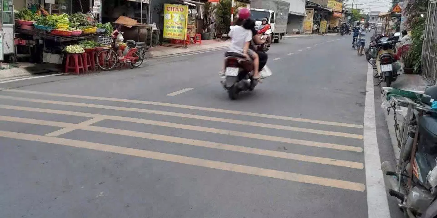 2 LÔ F0 TÂN XUÂN – TẶNG DÃY TRỌ – MT ĐƯỜNG 7M THÔNG – GIÁ SỐC